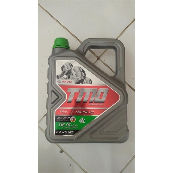 Oli / Oli Mesin Mobil Toyota Tmo Hijau 5W-30 4 Liter