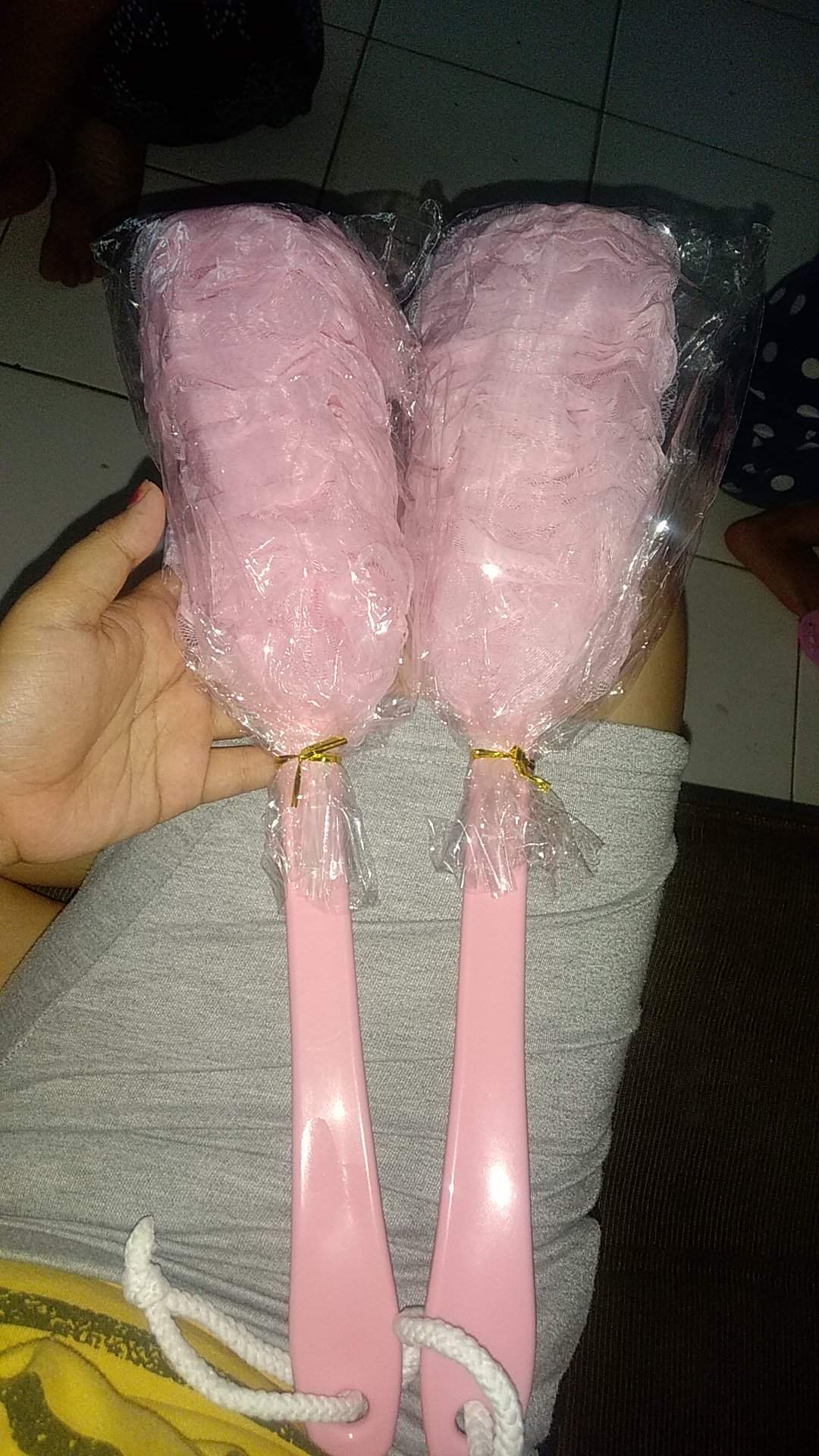 Shower Stick Sikat Mandi