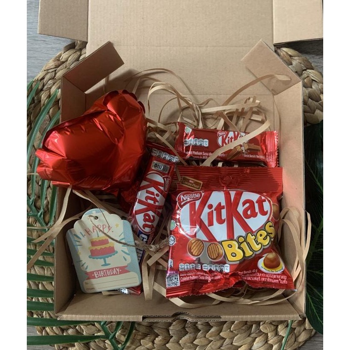 

Kado Hampers Parcel Coklat Kitkat Valentine/Ultah/Imlek Hot!!! R33A