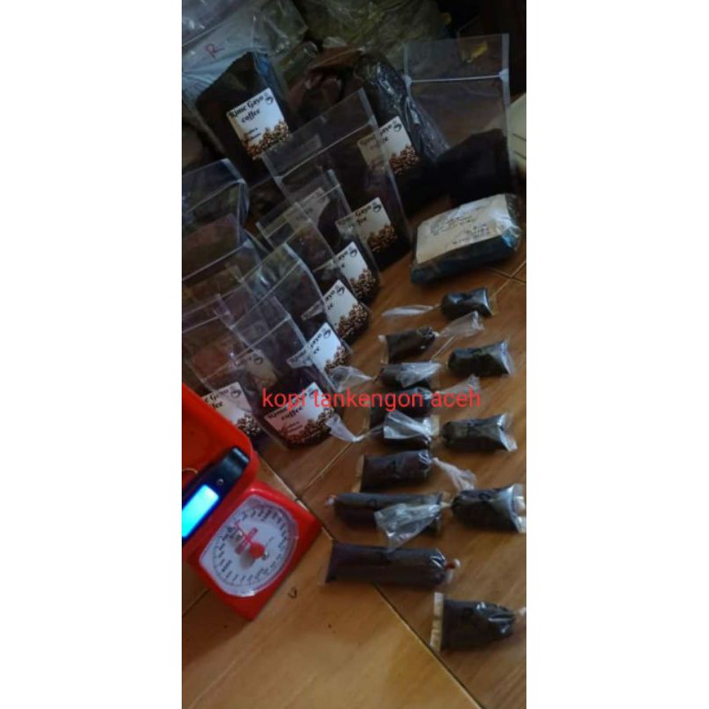 

Kopi robusta takengon aceh asli (haram mencuri foto kami tanpa izin)