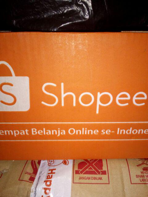 Clean Heart Lunch Box Bentuk Hati