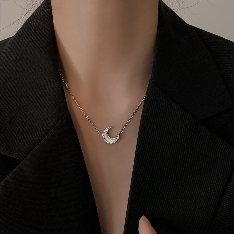 Fashion Moon Pendant Simple Necklace Accessories Ins Wind Cold Necklace Clavicle Chain Necklace for Women