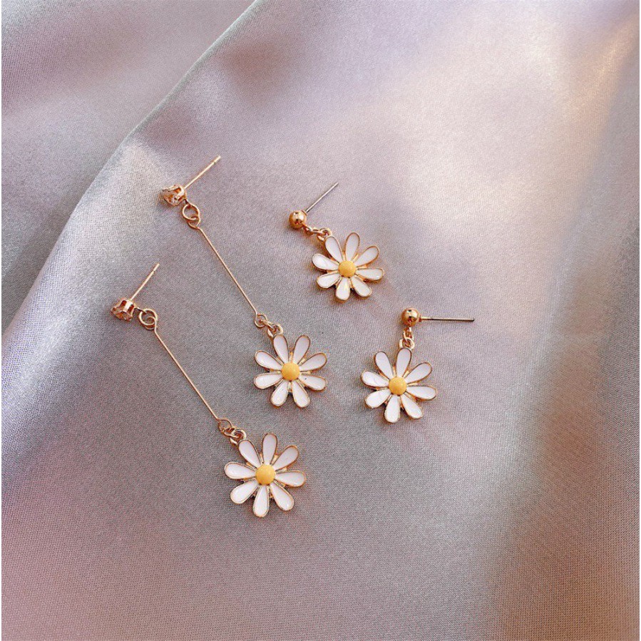 Anting Tindik Wanita Bunga WHITE DAISY Gaya Korea Fashion Flower Women Earring Giwang Gantung Cewek