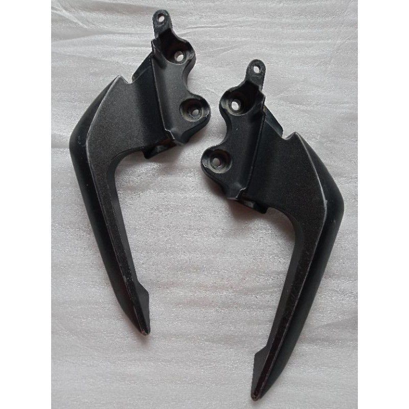 plager behel pegangan jok CB150R facelift street fire orisinil