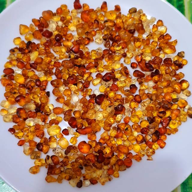 

Peach Gum Bentuk Mutiara Bersih / Tao jiao Bersih 100Gram