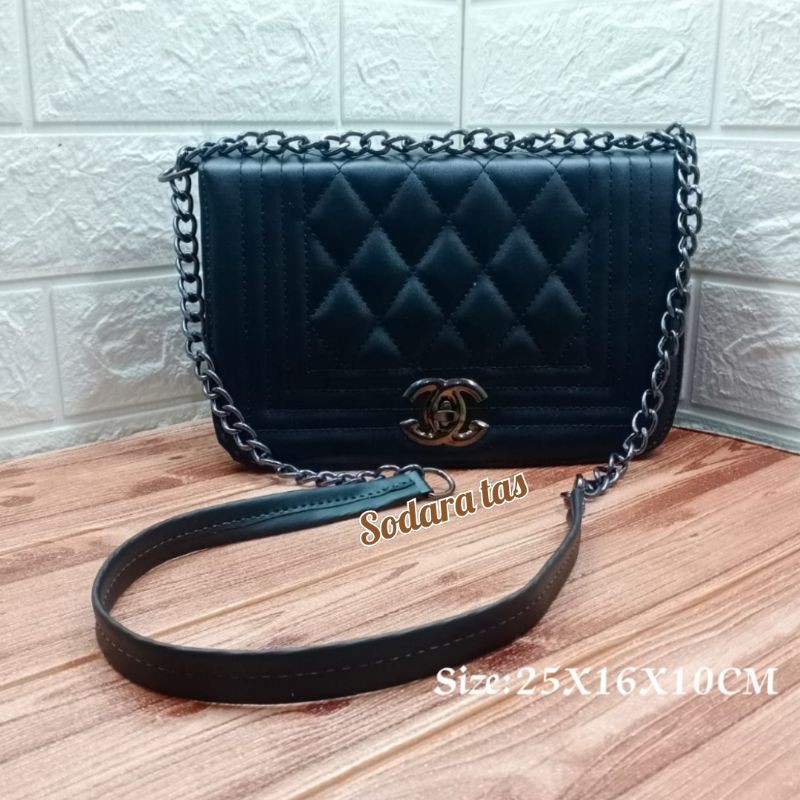 TAS SLEMPANG BOY AISYAH SIZE 25X10X16CM