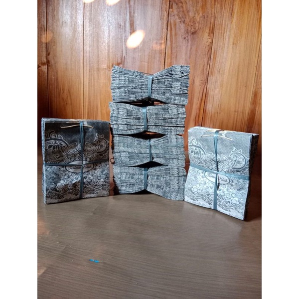 

PAKET HEMAT !!! 50 PAPERBAG MOTIF BATIK MEDIUM/TAS KERTAS SOUVERNIR UK.17x21x4,5 cm
