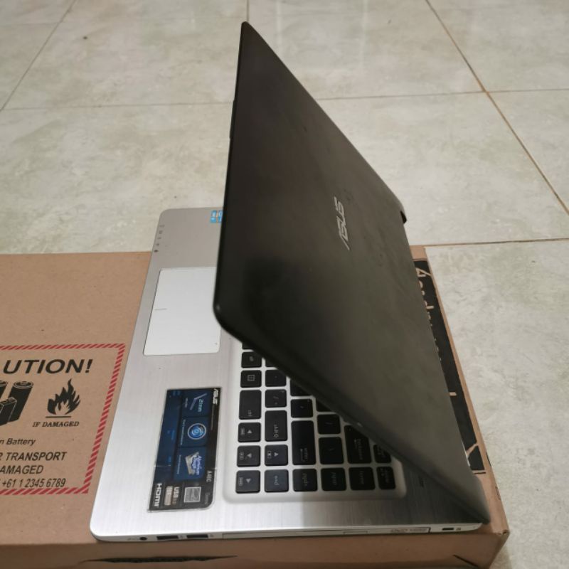 Laptop Asus K46CA Cor i3-3217U Ram 4GB HDD 500GB intel HD Graphic Windows 10 body slim mulus