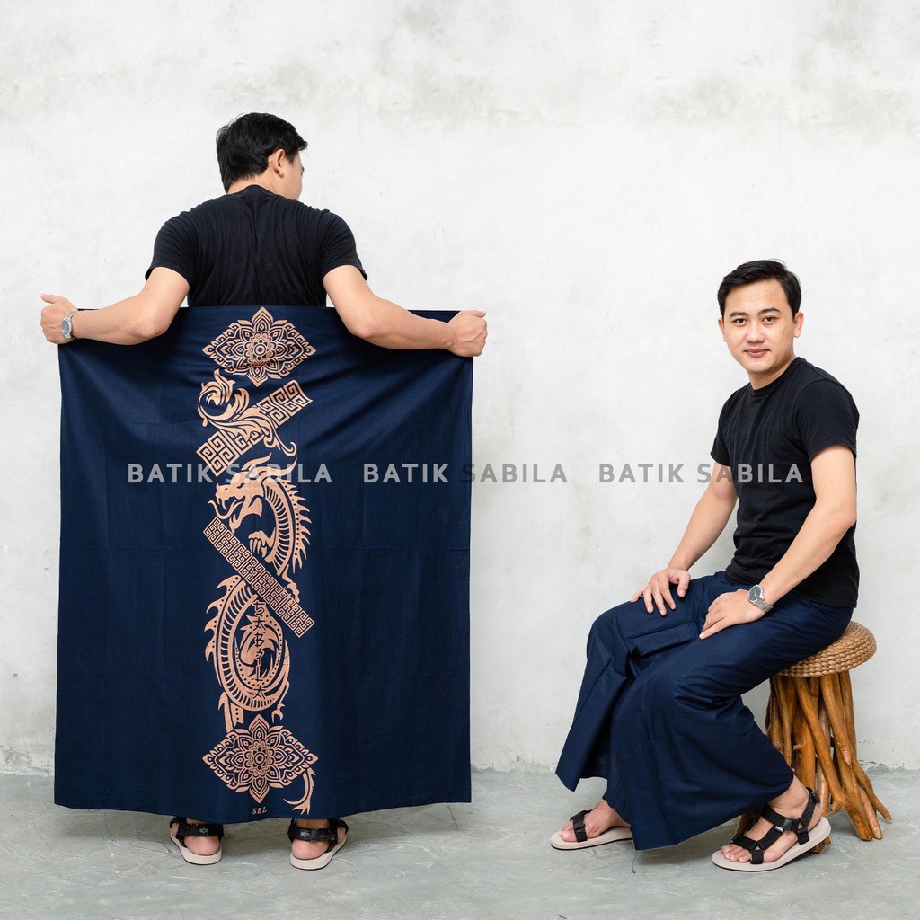 SARUNG BATIK  SARUNG KANG SANTRI  SARUNG BATIK  MOTIF AKSARA JAWA HANACARAKASARUNG SANTRI