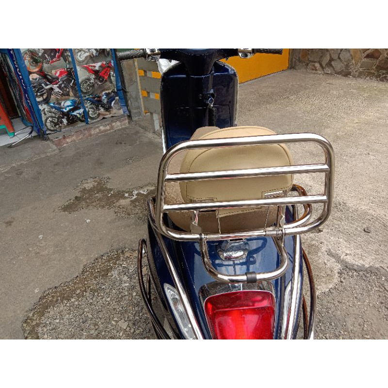 backrak sandaran vespa Primavera/sprint