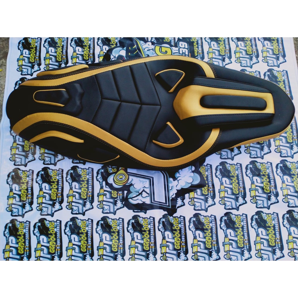 Jok NMax OLD Retro - Jok NMax old Modifikasi Warna GOLD