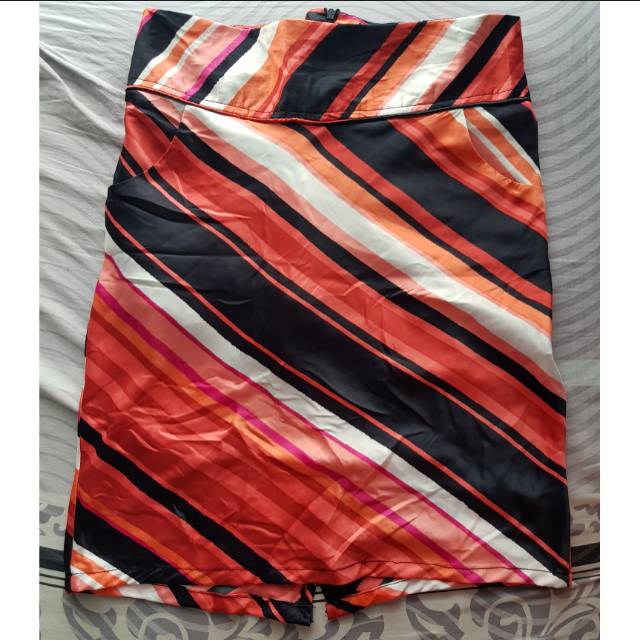 Preloved rok span