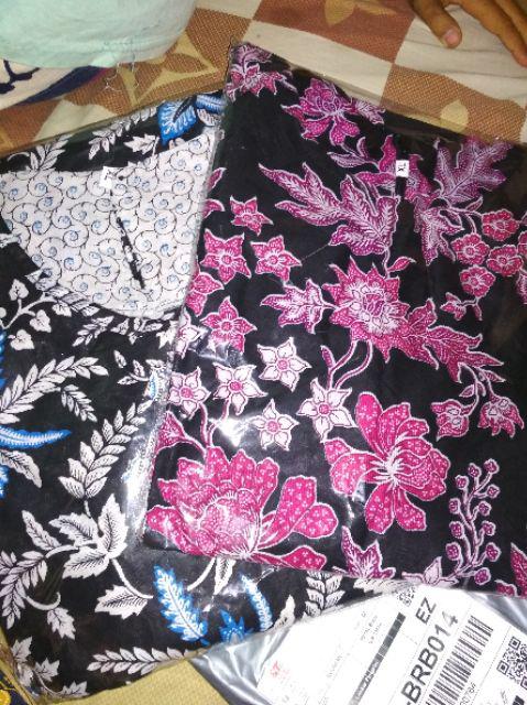Bajubatik/batikcouple/blousebatik/batiksoloan/batikwanitamodern/batikpekalongan/sogansolo