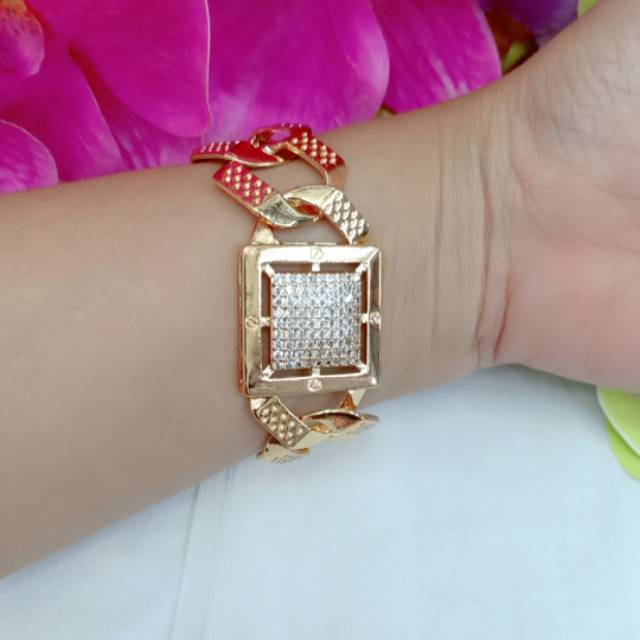 Xuping Gelang plat petak