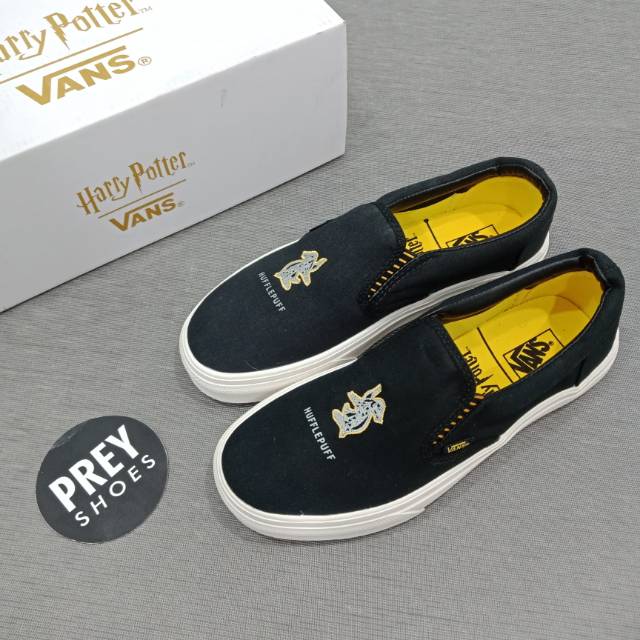 VANS SLIP ON HARRY POTTER HUFFLEPUFF