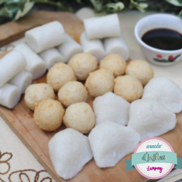

PEMPEK LAMPUNG / PEMPEK ENAK ASLI IKAN TENGGIRI
