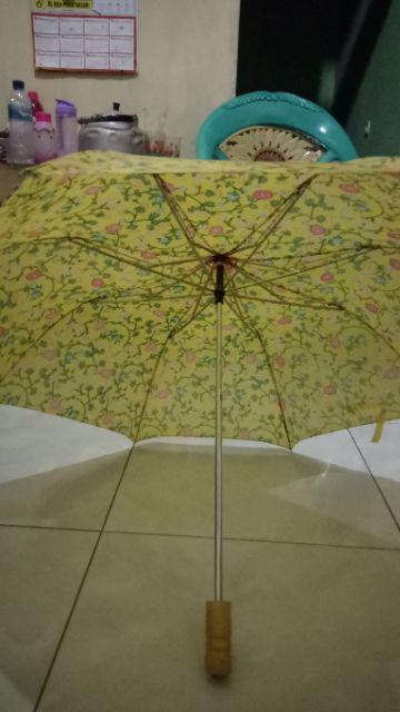 Display Umbrella Hotel Taman Grosir Payung Lipat 2 Motif Bunga Hadiah Sauvenir Pernikahan Murah