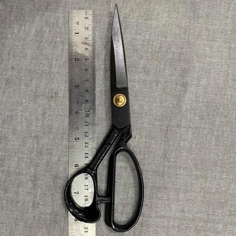 

[PROMO 7S996] GUNTING SHUAIPU Baja Hitam 8 INCH / 9 INCH / 10 INCH / 12 INCH Gunting Bahan / Kain / Gunting penjahit alat jahit Produk Keren