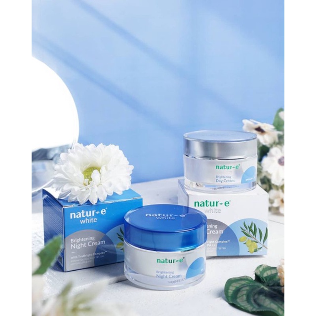 NATUR E WHITE BRIGHTENING FACE SERIES WITH GLUTATHIONE - DAY CREAM / NIGHT CREAM / FACE WASH / SERUM / HAND AND BODY SERUM