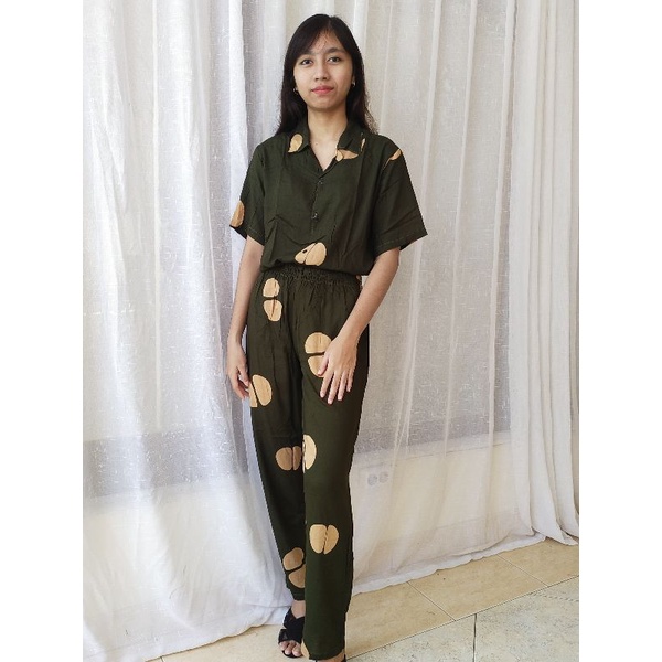 One Set Setelan Tie Dye Bali Kemeja Lengan Pendek - ONE SET Piyama Tie Dye Wanita & Pria GROSIR-GKS DarkArmyKopi