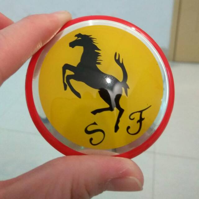 LOGO FERRARI BULAT