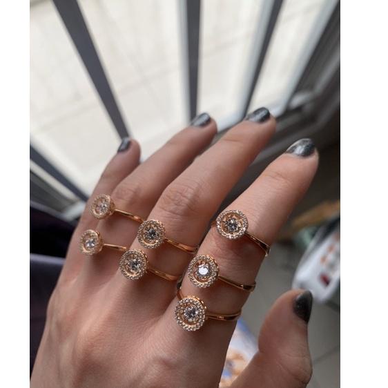 Menarik.. Cincin dancing stone bulat