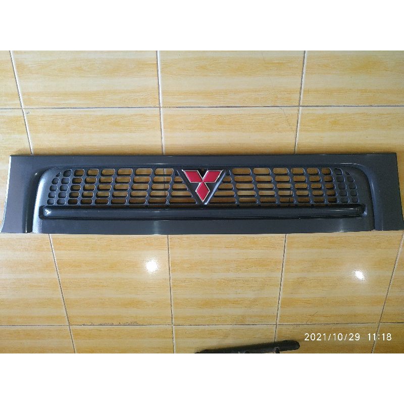 Grill ram depan Mitsubishi Colt diesel Canter Ps136 HDL