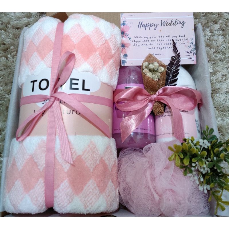 Paket seserahan/Hantaran /Kado 4in1 SCARLETT