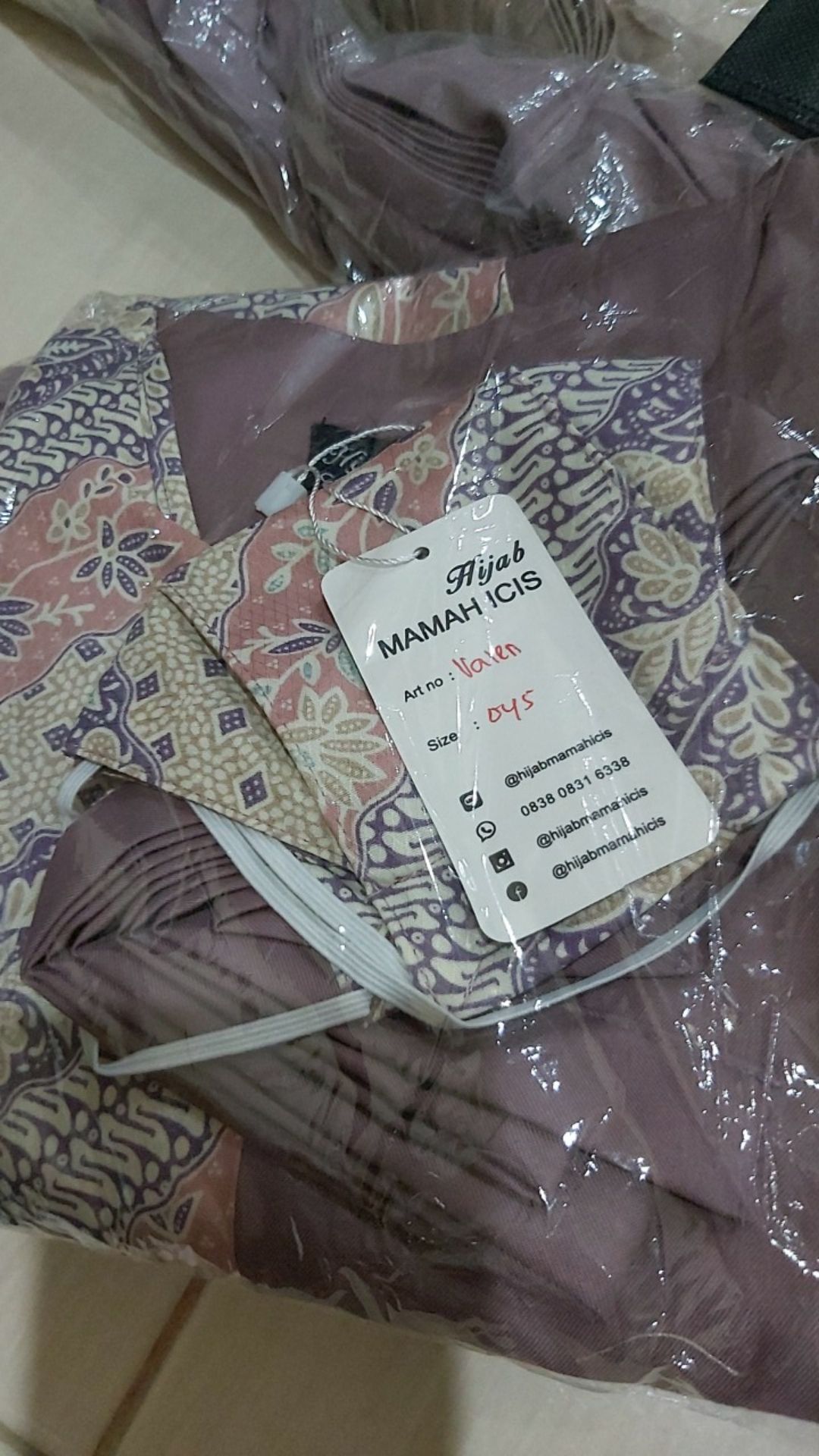 Free Cepol ( Kunciran Motif )masker &  Goodie Bag Hmi - Valen Tunik Batik By Hijab Mamah Icis