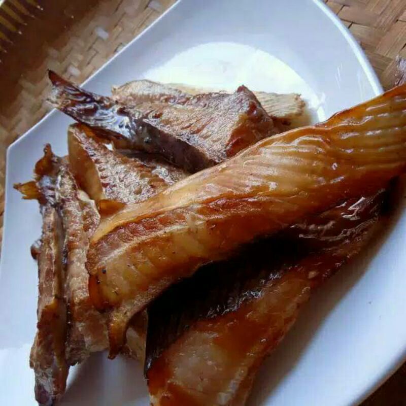 

ikan asap pari panggang asap pari 5pcs