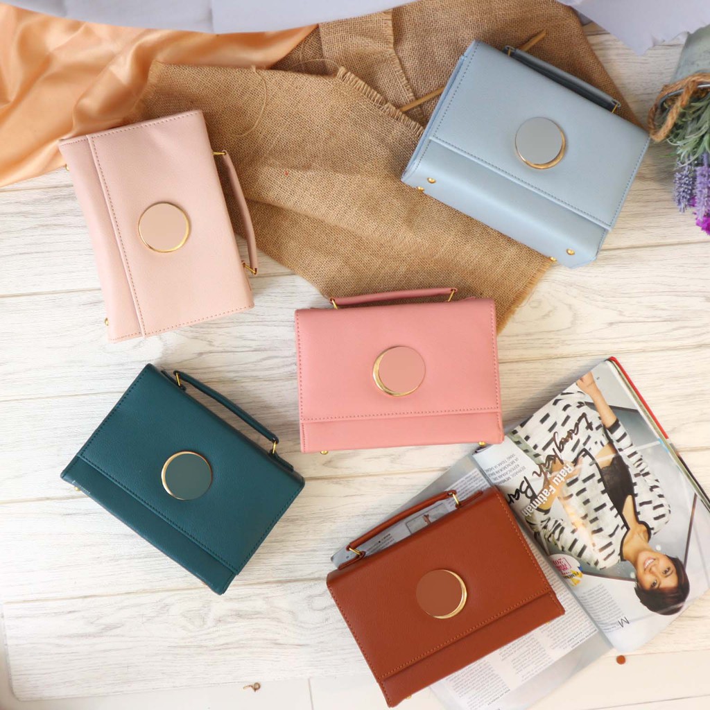 Tas Fashion Wanita Duplikat Tas Impor Hongkong / Tas Wanita Fendy