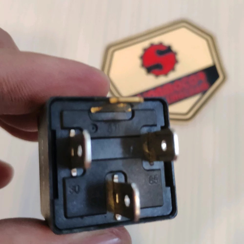 RO Relay Kaki 4 Hella 12Volt 30A