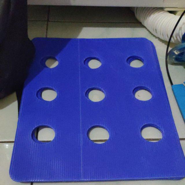 Impraboard Hidroponik Tutup Bak. Ada 9 Lubang Untuk Netpot 5 Cm