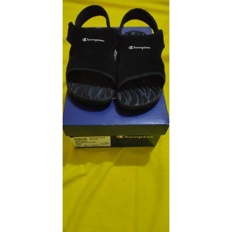 Sandal Champion preloved