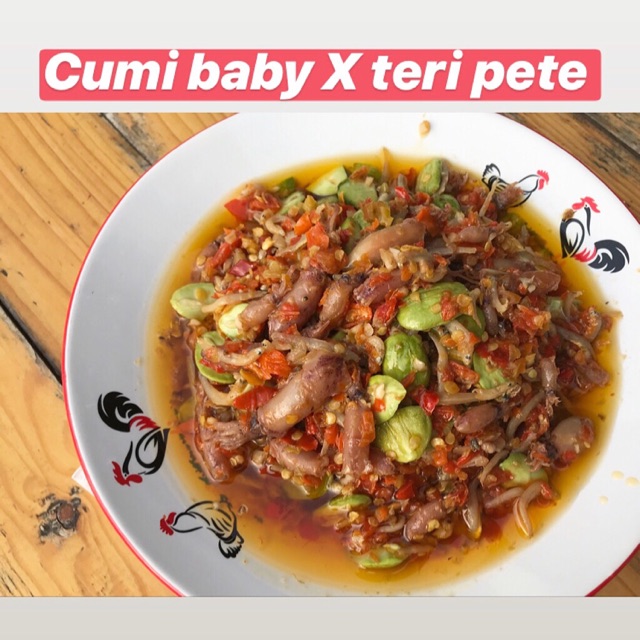 

Sambal BABY CUMI MIX TERI PETE MAMACUPU / 200gr