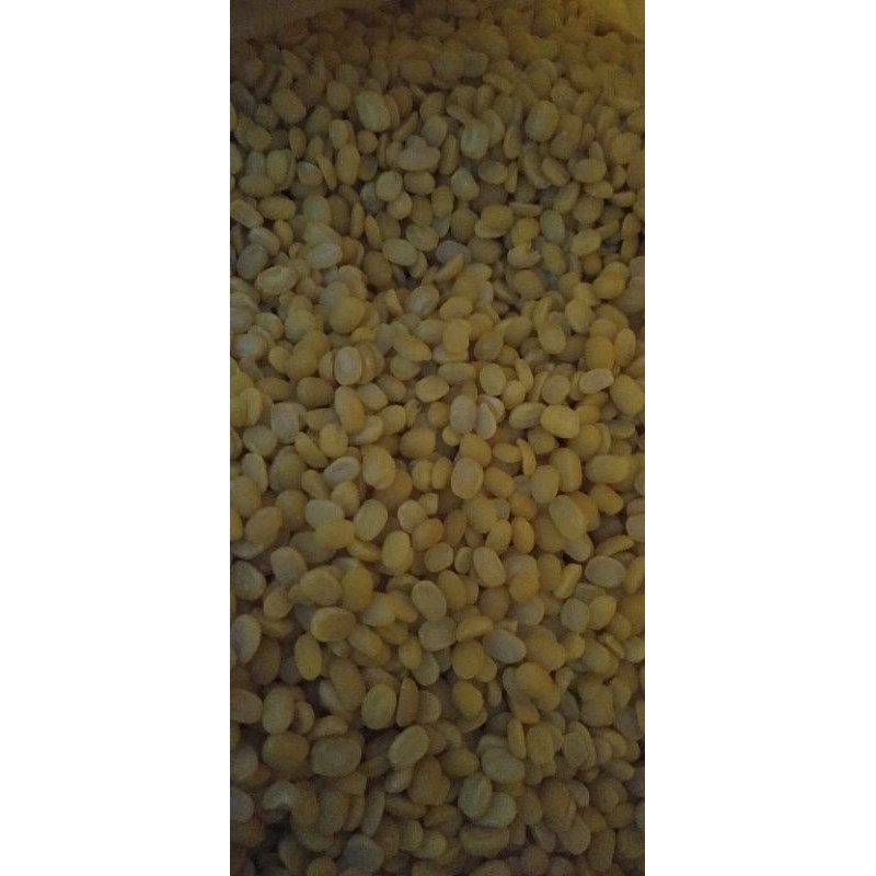 

kacang hijau kupas 250g