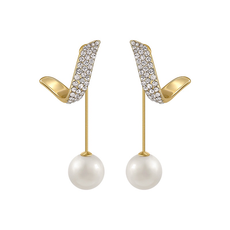 Anting Mutiara Desain Niche Untuk Wanita