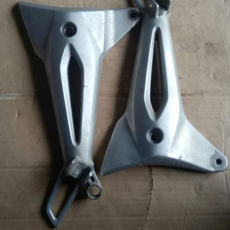 Footstep Step Postep Belakang Supra Fit New original