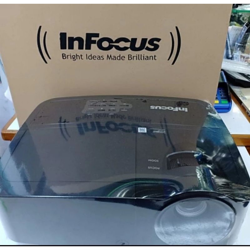 proyektor infocus in114a