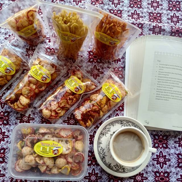 

MIE LIDI & KRUPUK SEBLAK