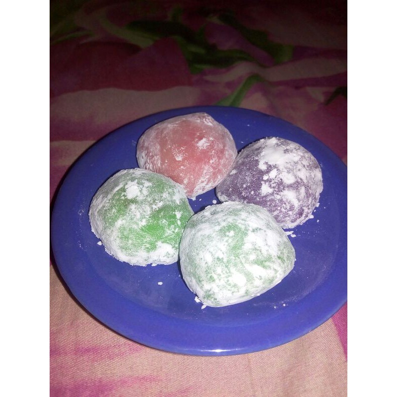 

Mochi Home Made Ibu Giyanti PO Isi 4