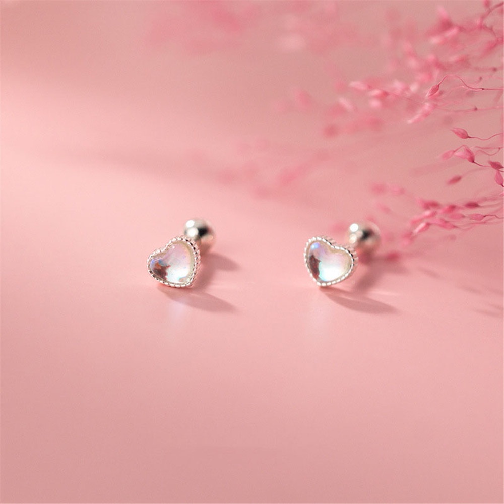 1 Pasang Anting Stud Bentuk Hati Warna-Warni Gaya Korea Untuk Wanita