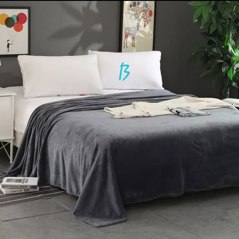 selimut bulu polos 150x200cm - abu-2