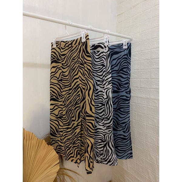 BEFAST - ZEC Rok YUMIA / Rok Zebra / Rok Animal / Rok Casual Wanita / Rok Motif / Rok Kondangan Wanita Remaja / OOTD Ala Korean Style / Trendy