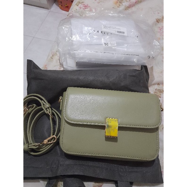 tas sling bag charles n keith