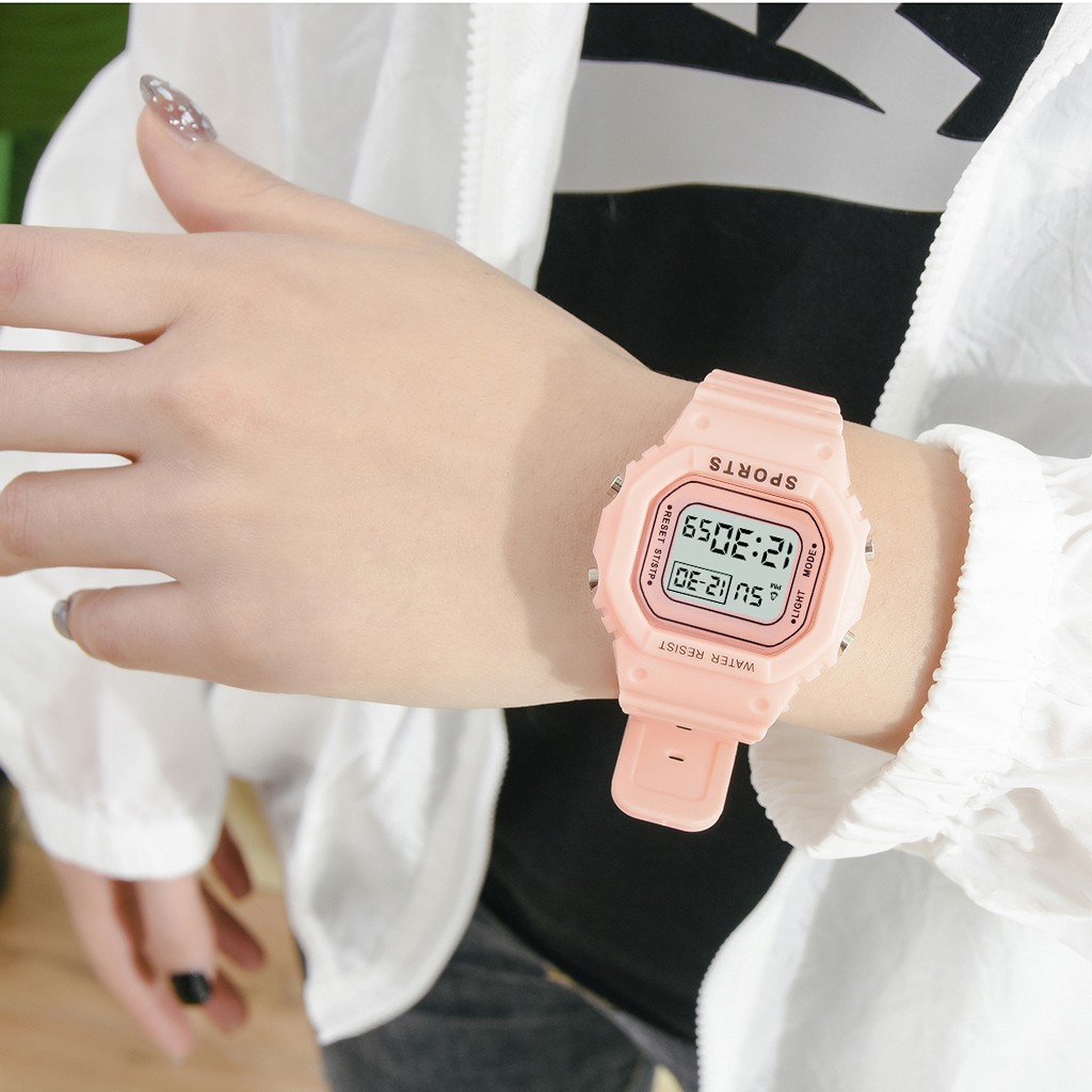 Jam Tangan Wanita Fashion Korea Style Digital Sport Jam Tangan Strap Rubber Untuk Wanita