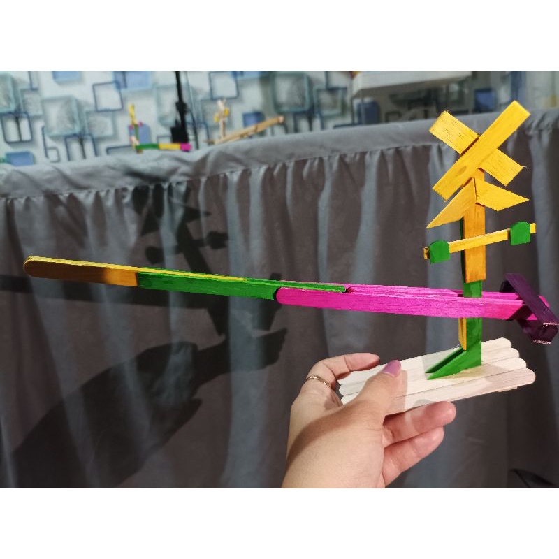 Mainan Palang Pintu Kereta Kayu