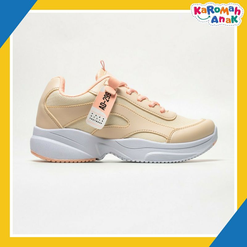 Sepatu Ando Xellia 37-40