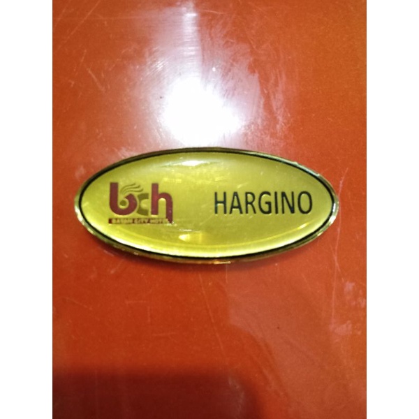 

Papan Nama Oval Dasar Kuningan Gold Premium Resin - Name Tag Oval Kuningan / Gold Resin