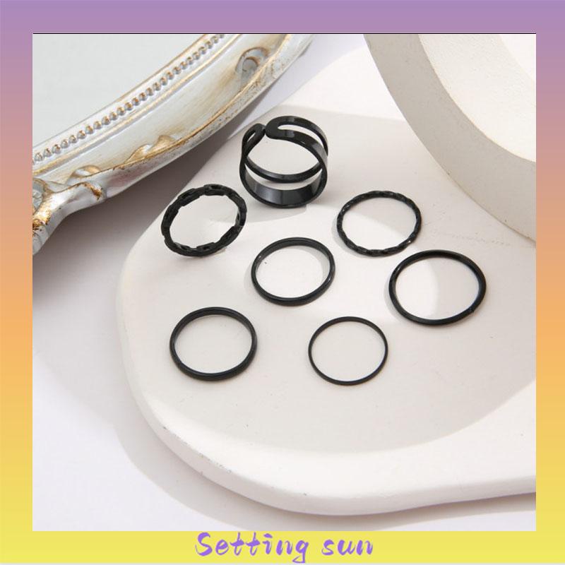 7pcs Cincin Korea Hitam Gaya Punk Aesthetic Cincin Titanium Pria Keren Untuk Wanita Ring Jewelry TN